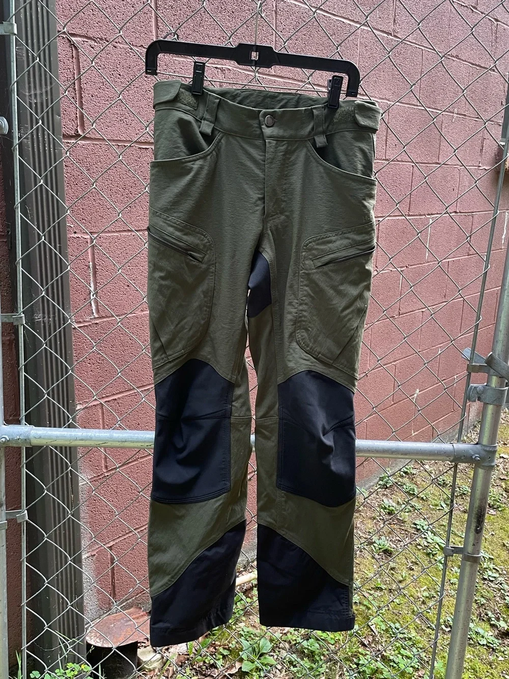 Haglofs Rugged Mountain Hiking Outdoor Pants Size Small Men’s